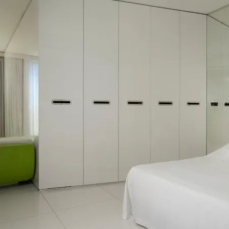 ホテル I-suite リミニ