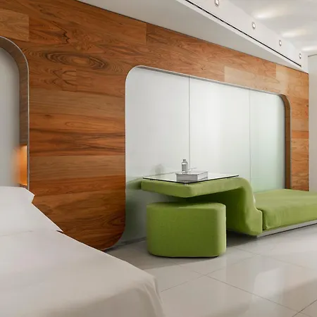 I-suite Hotel 5*
