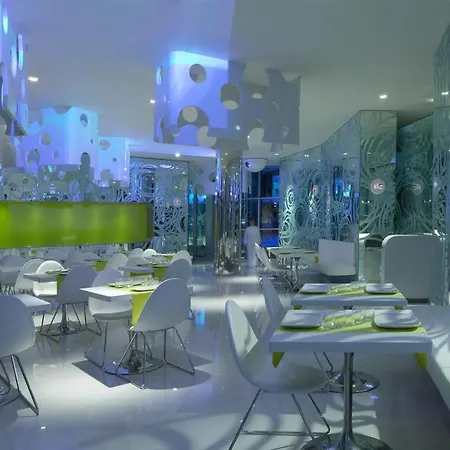 فندق إي سويت 5*