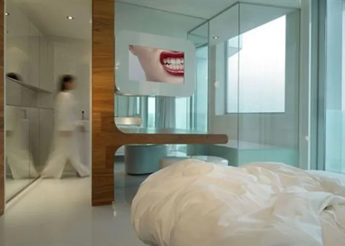 Hotel I-suite
