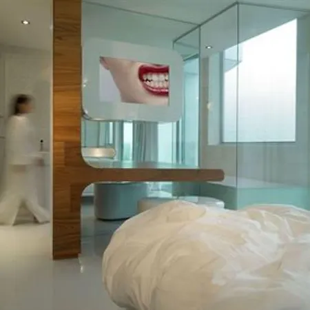 Hotel I-suite