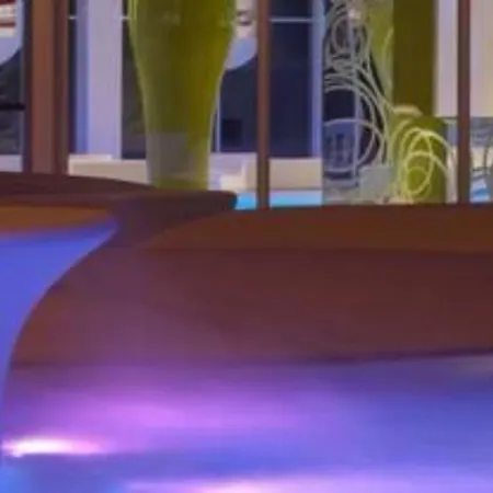 Hotel I-suite
