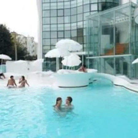 Hotel I-suite 5*